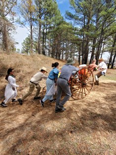 Pioneer Trek helps Little Elm, North Texas teens appreciate past
